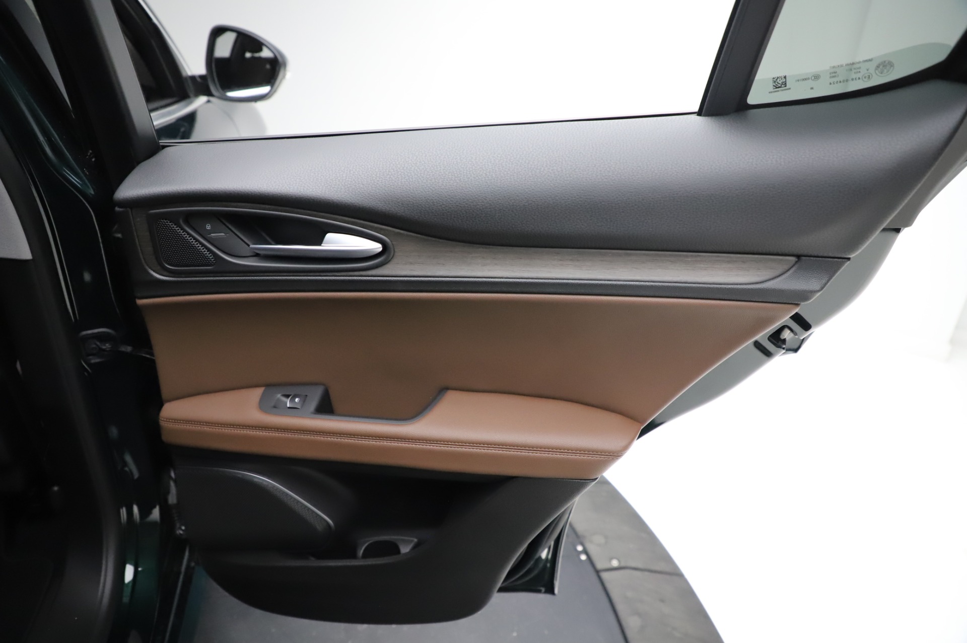 New-2021-Alfa-Romeo-Stelvio-Ti-Q4