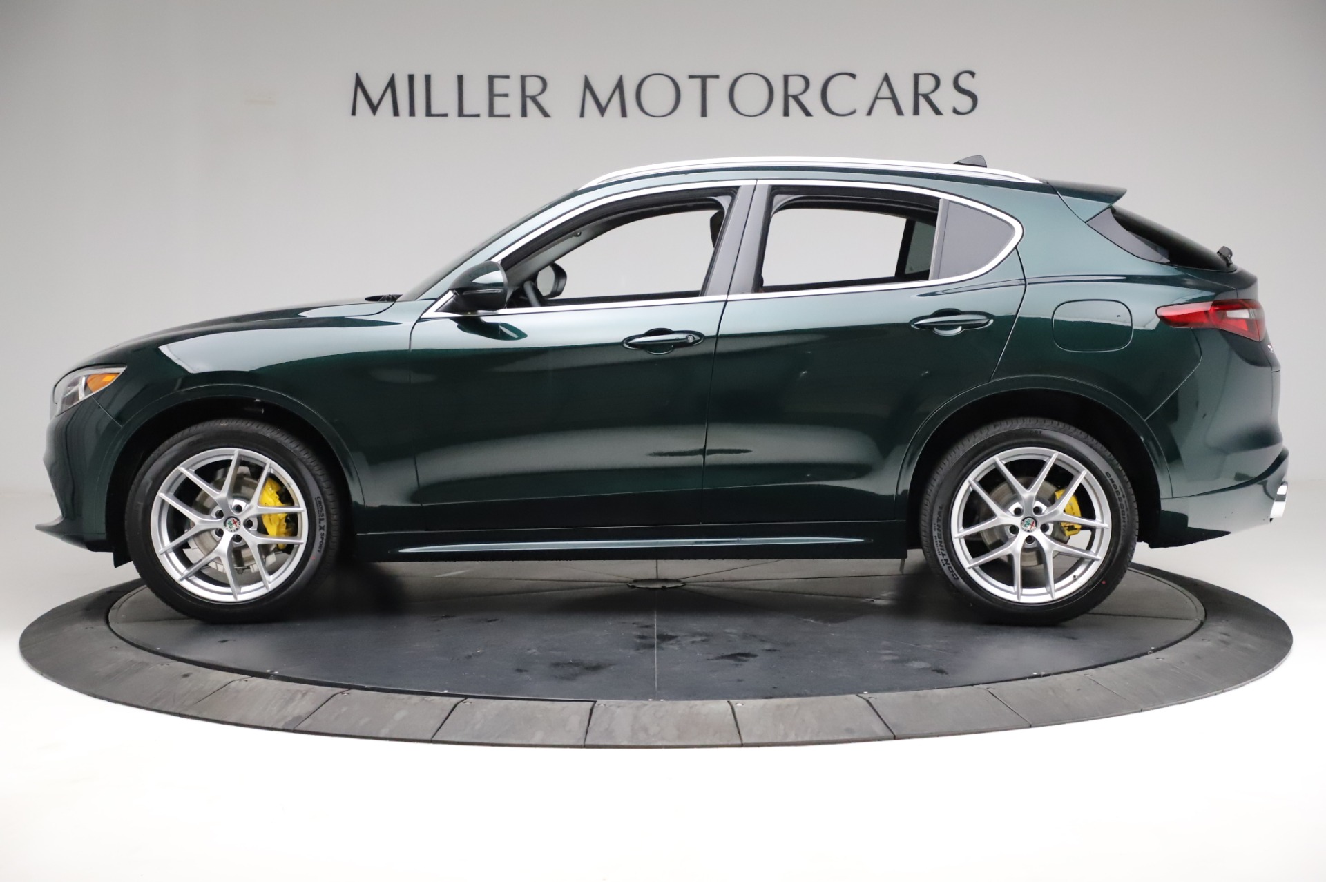 New-2021-Alfa-Romeo-Stelvio-Ti-Q4