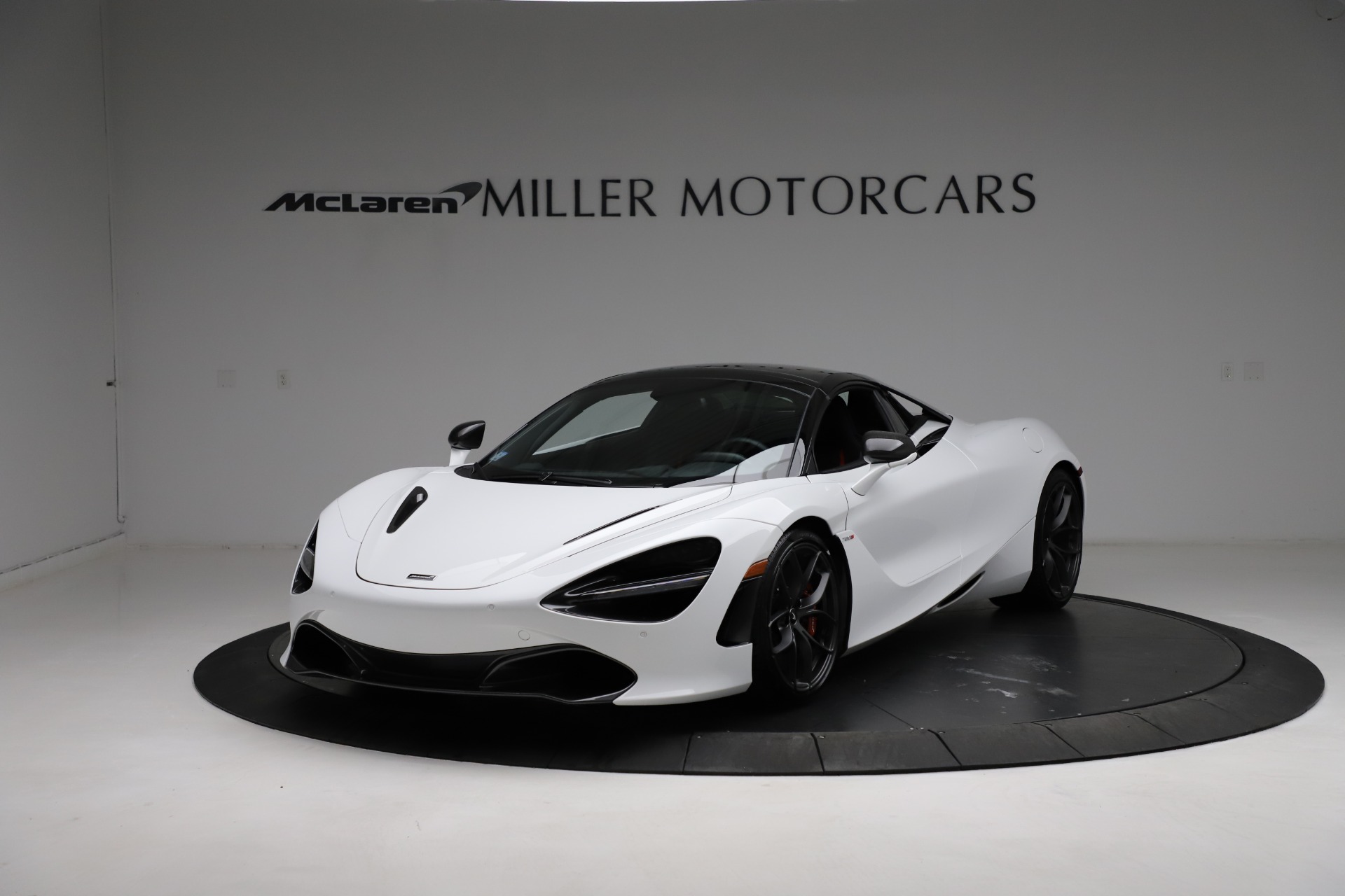 Used-2020-McLaren-720S-Spider