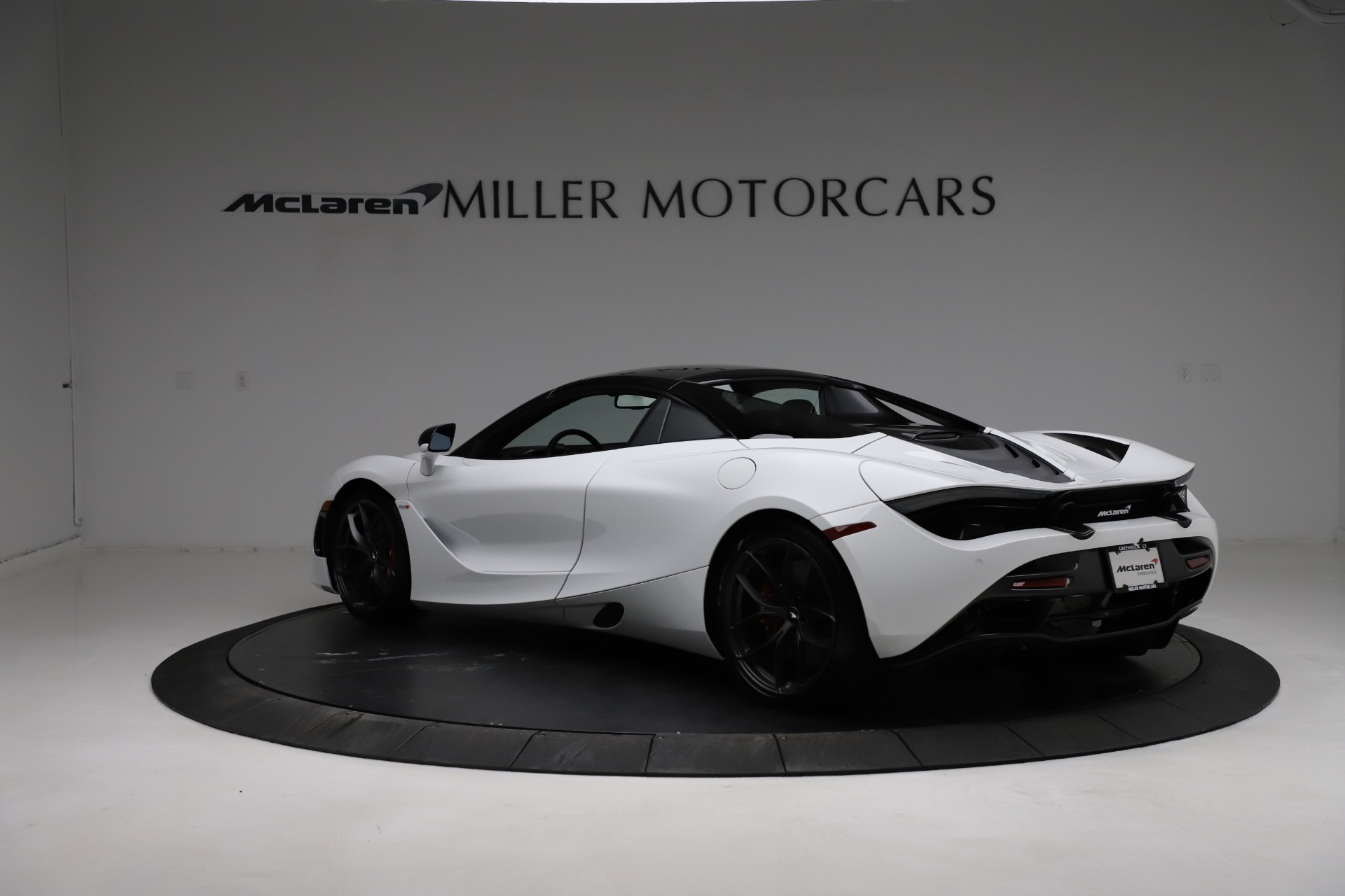 Used-2020-McLaren-720S-Spider