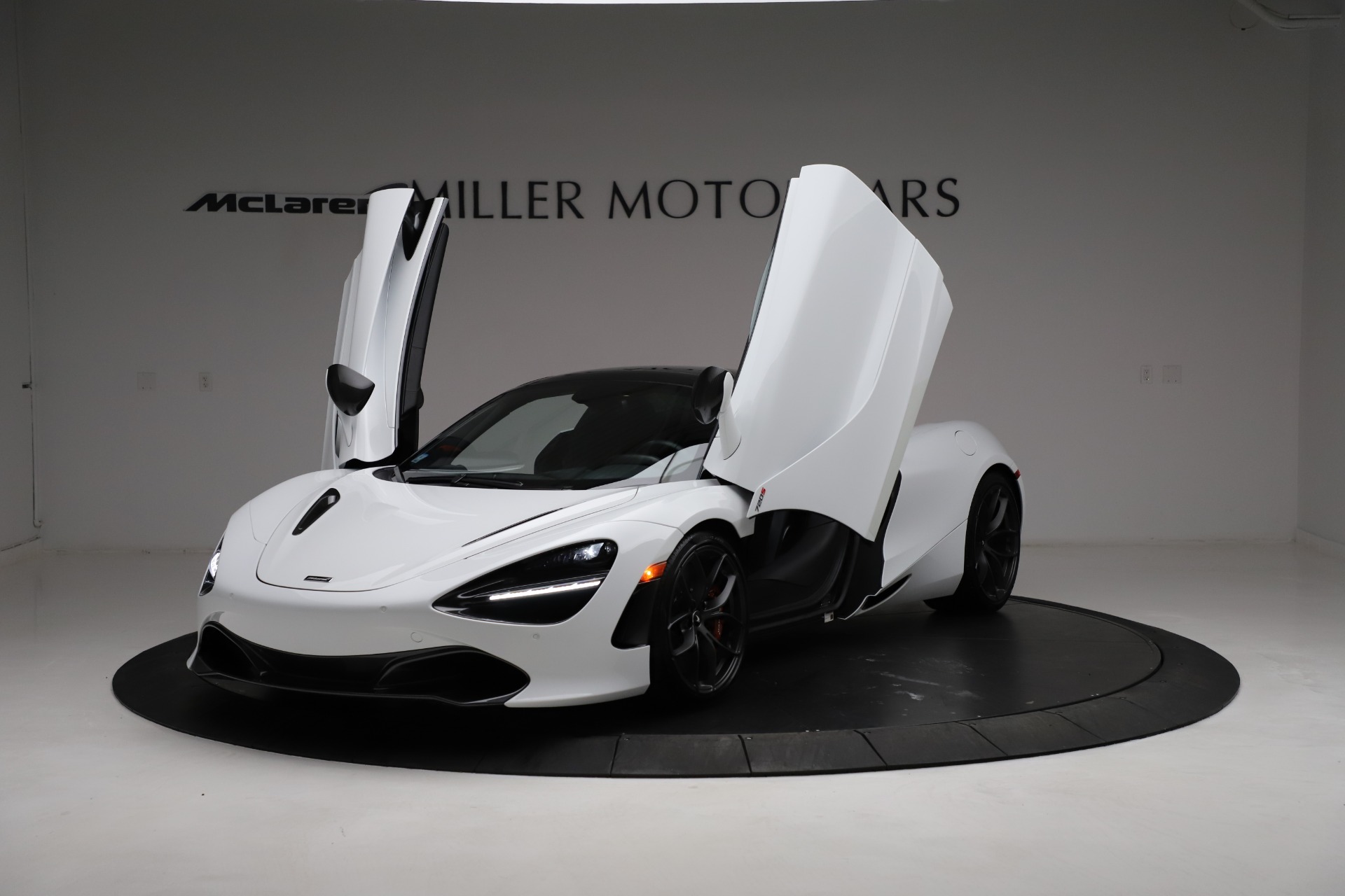 Used-2020-McLaren-720S-Spider