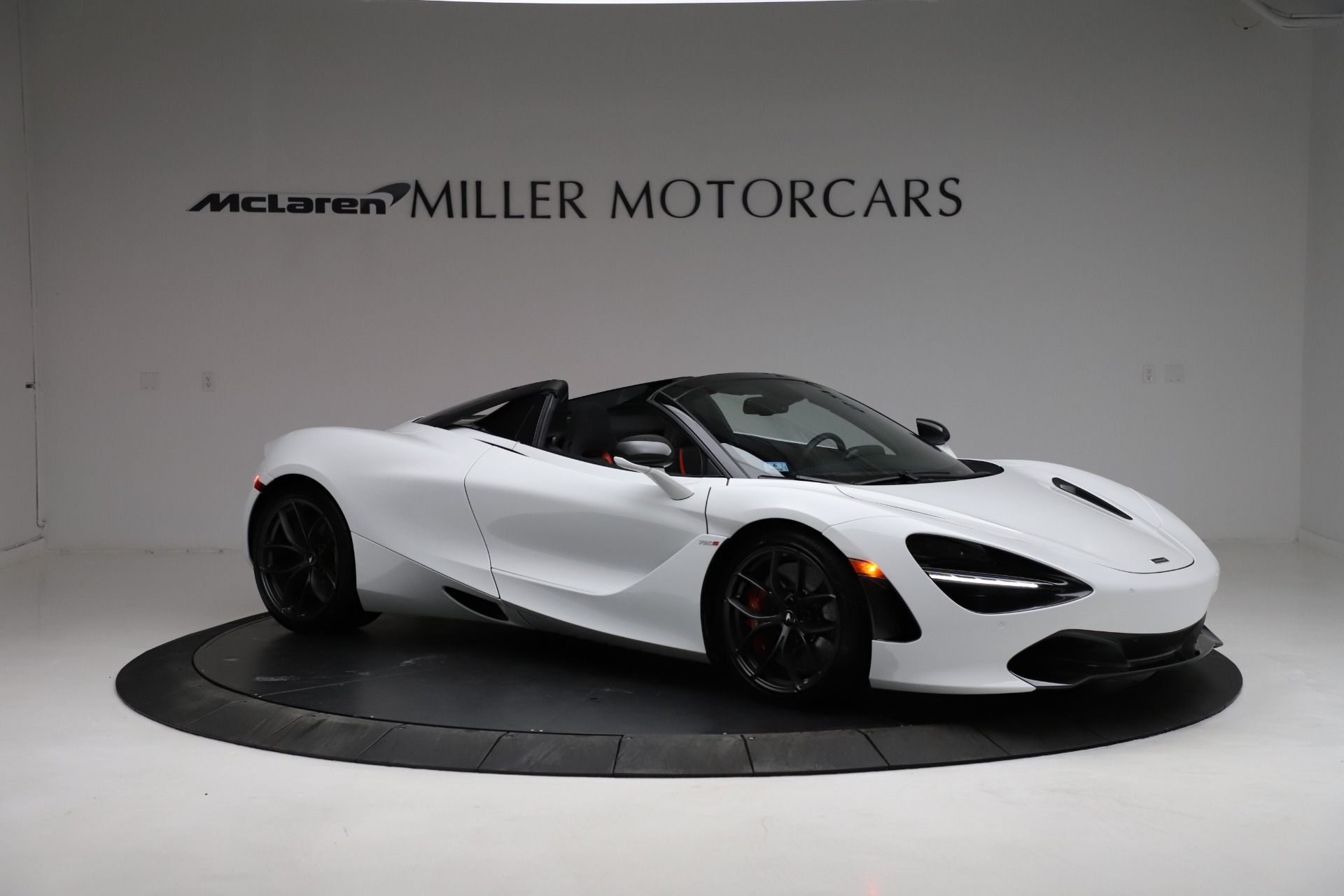 Used-2020-McLaren-720S-Spider