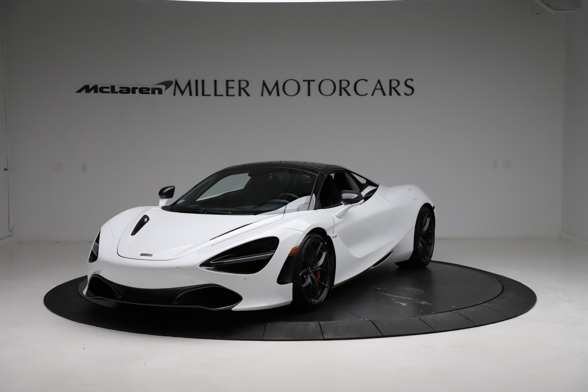 Used-2020-McLaren-720S-Spider