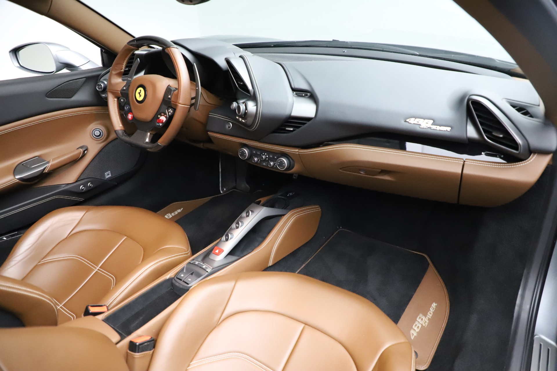 Used-2018-Ferrari-488-Spider