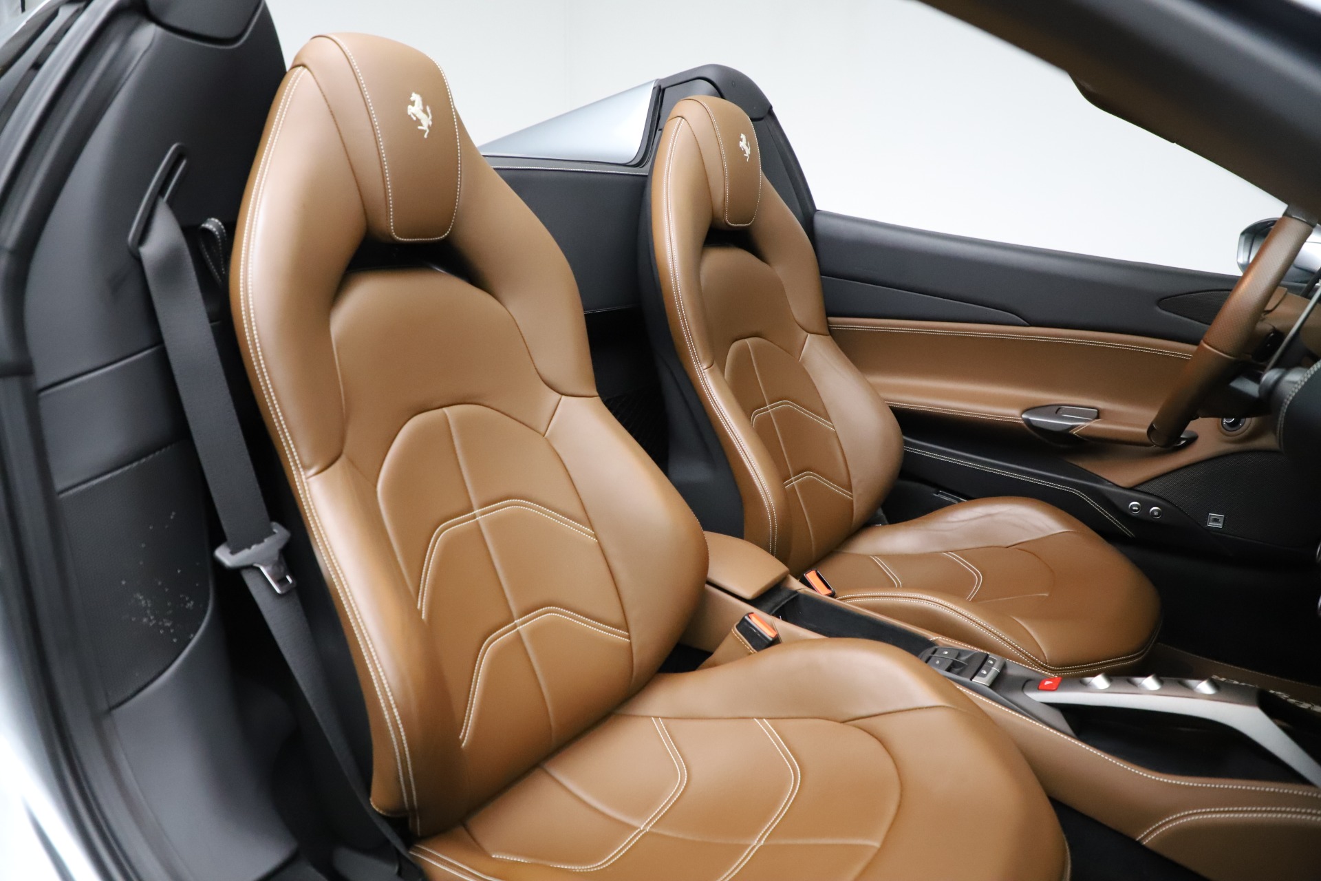 Used-2018-Ferrari-488-Spider