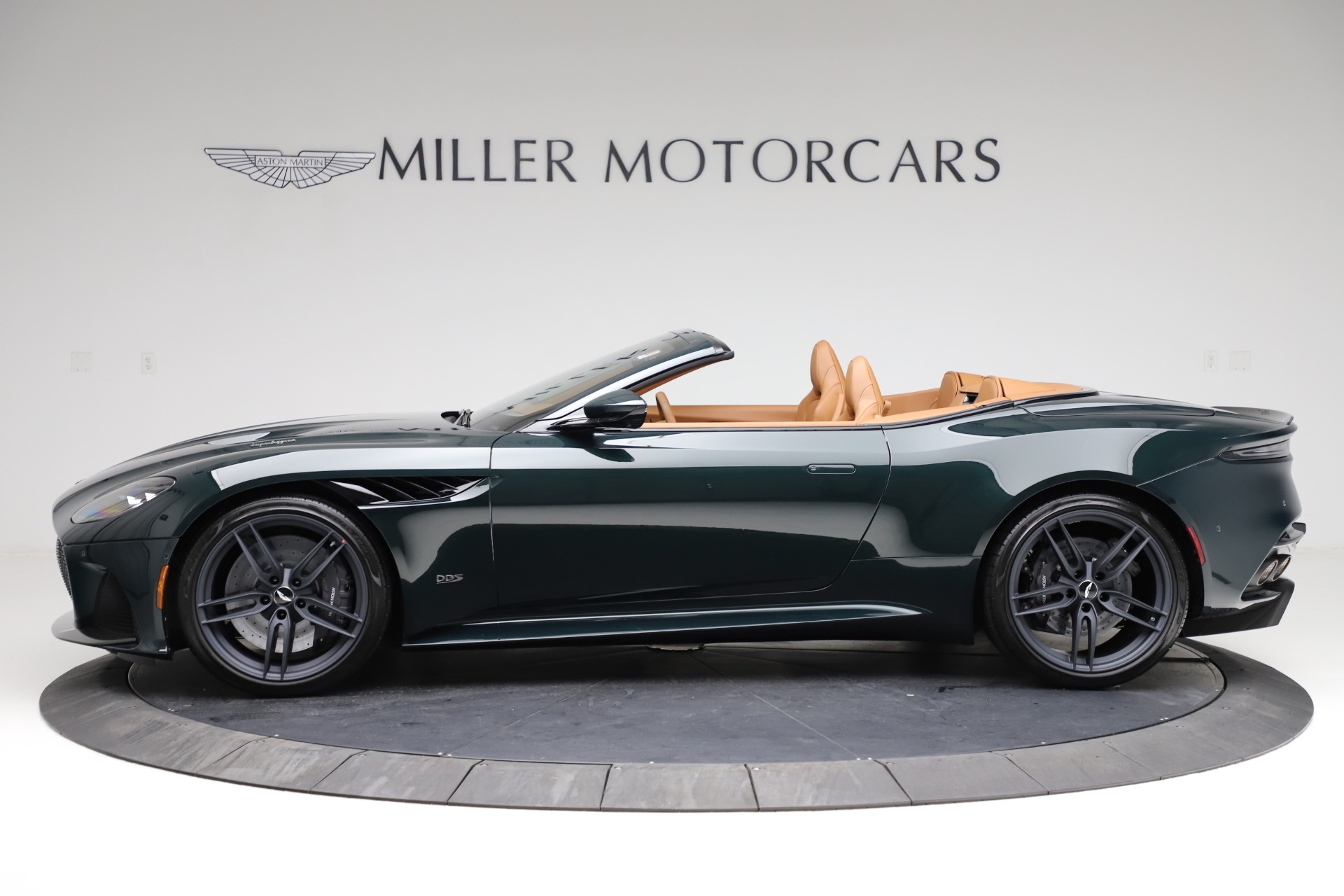 Used-2021-Aston-Martin-DBS-Superleggera-Volante