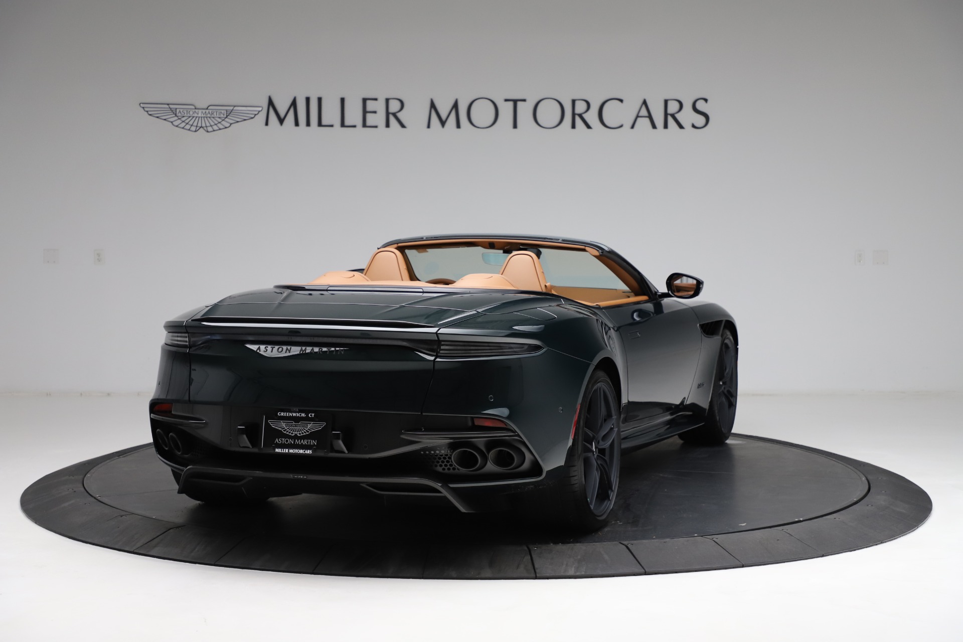 Used-2021-Aston-Martin-DBS-Superleggera-Volante