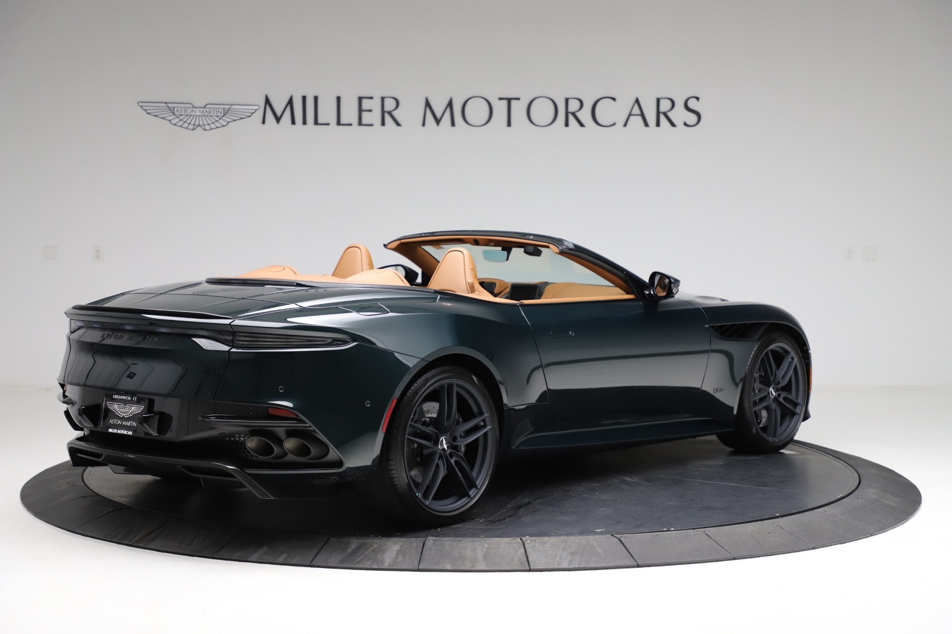 Used-2021-Aston-Martin-DBS-Superleggera-Volante