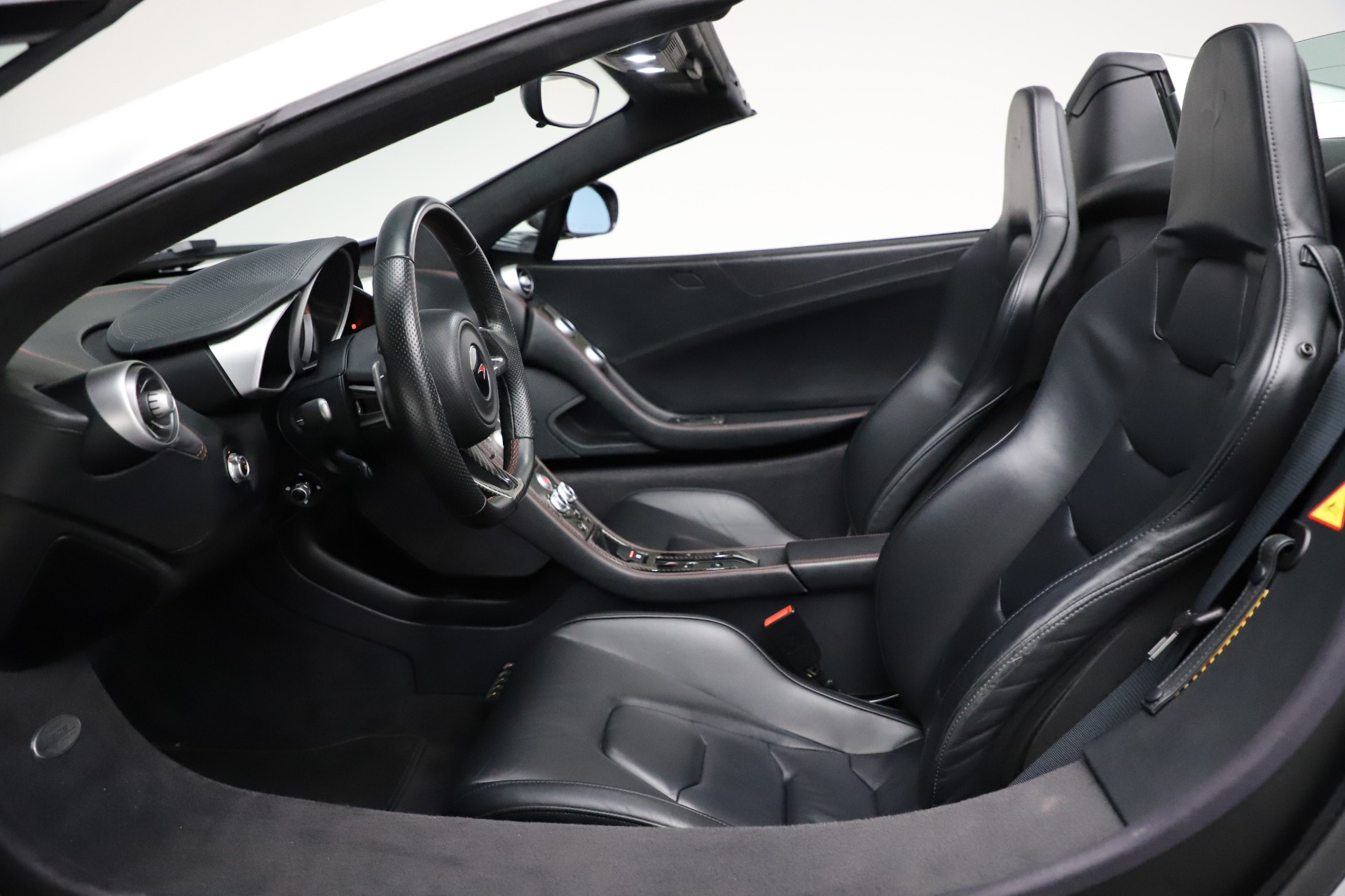 Used-2016-McLaren-650S-Spider