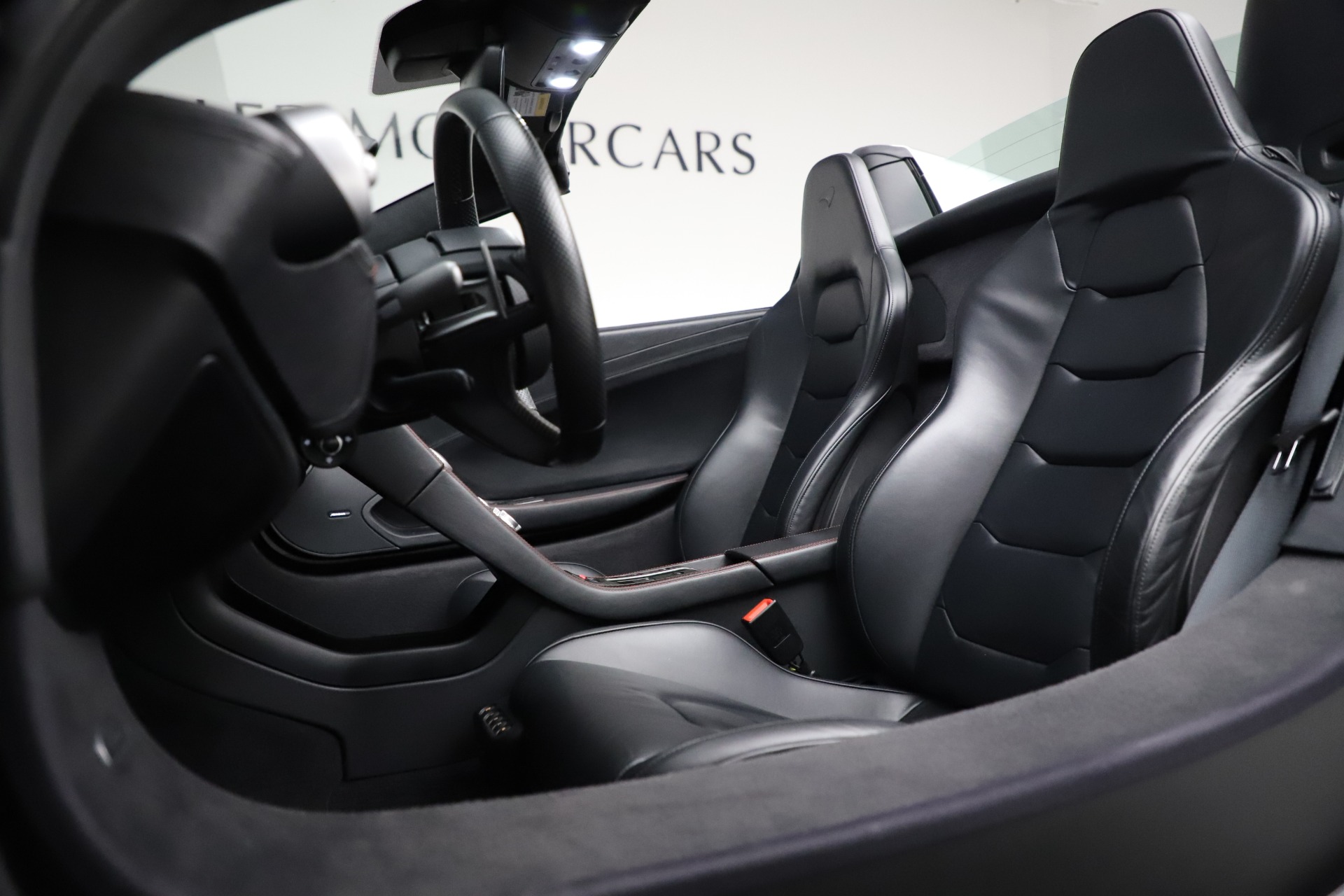 Used-2016-McLaren-650S-Spider