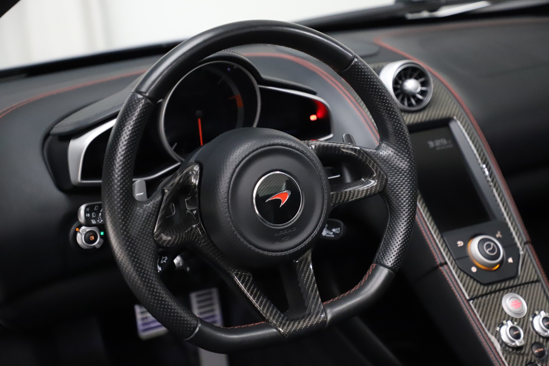 Used-2016-McLaren-650S-Spider