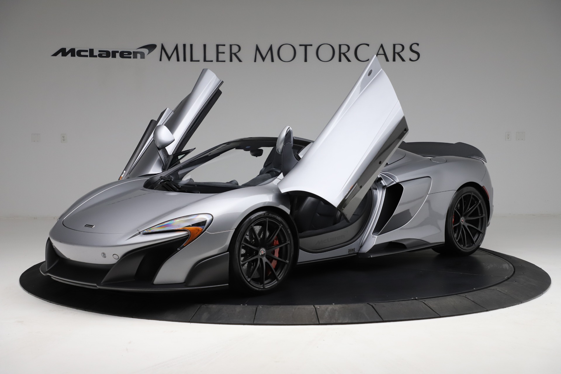 Used-2016-McLaren-675LT-Spider