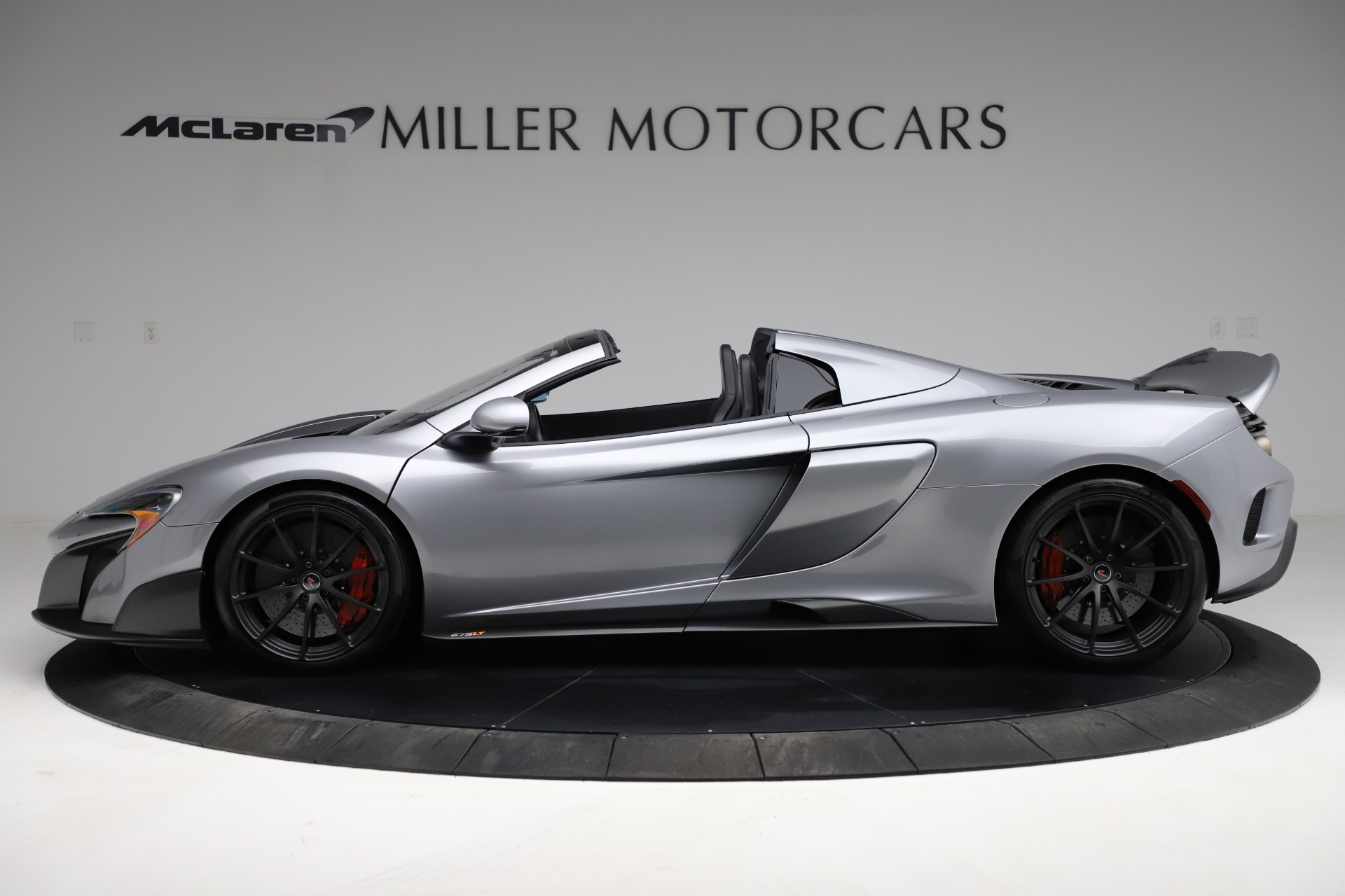 Used-2016-McLaren-675LT-Spider