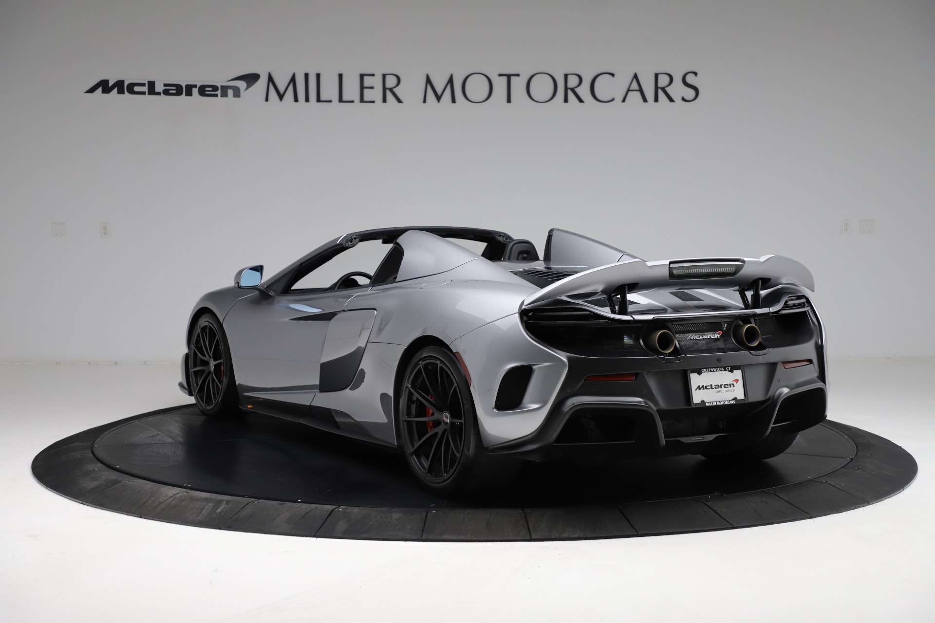 Used-2016-McLaren-675LT-Spider