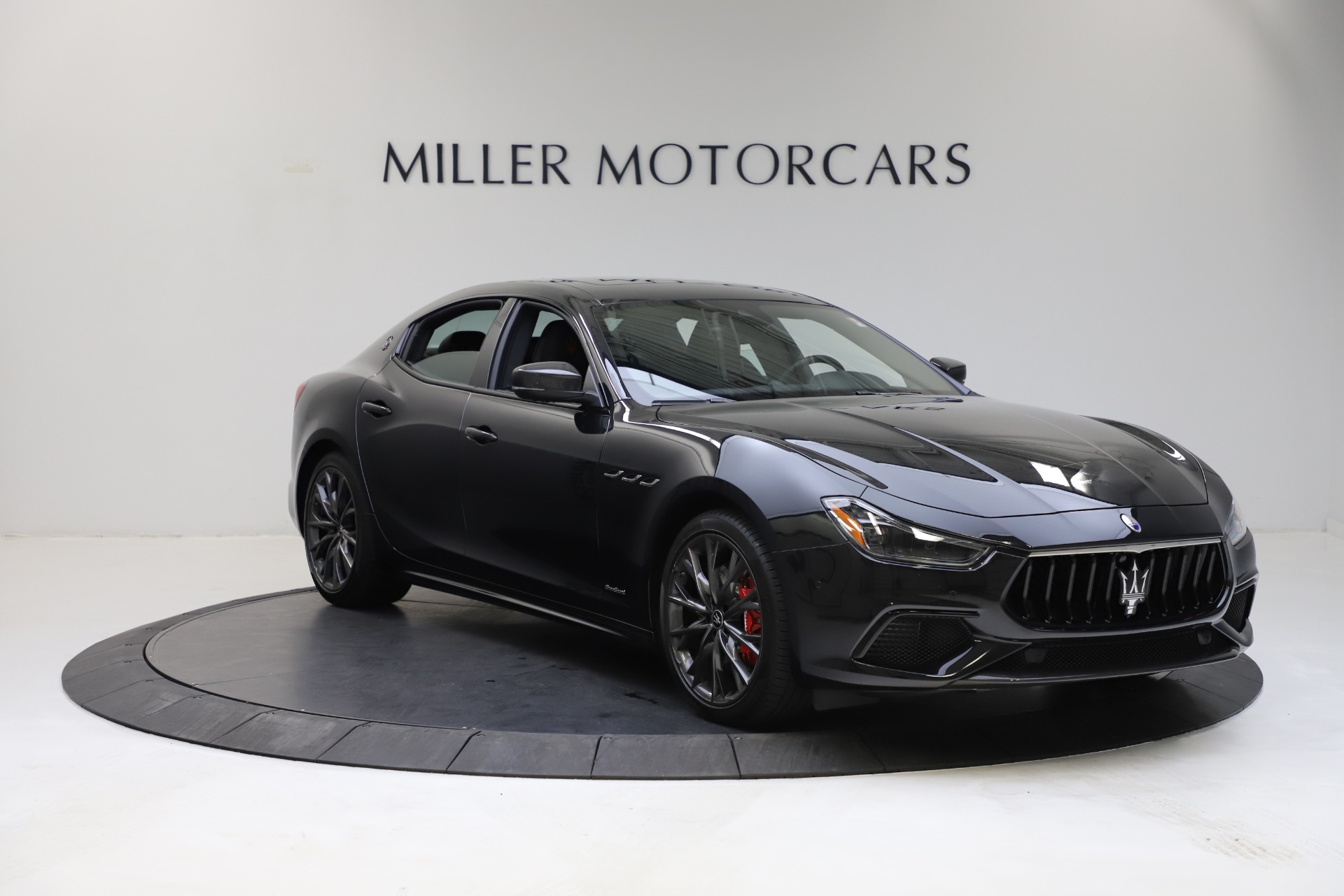 New-2021-Maserati-Ghibli-S-Q4-GranSport