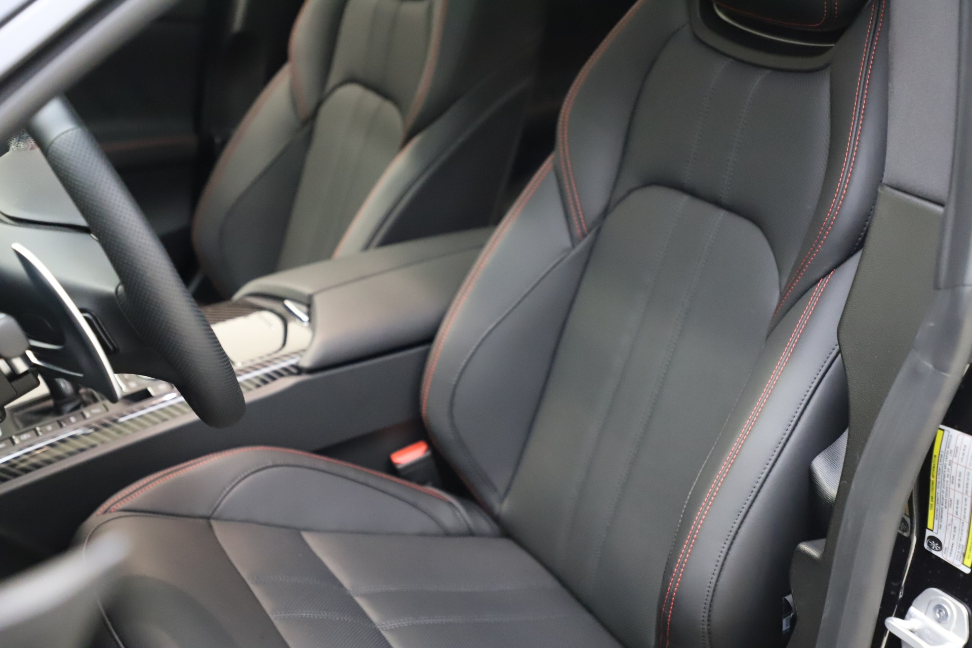 New-2021-Maserati-Ghibli-S-Q4-GranSport