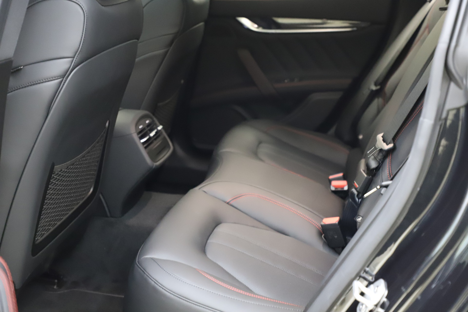 New-2021-Maserati-Ghibli-S-Q4-GranSport