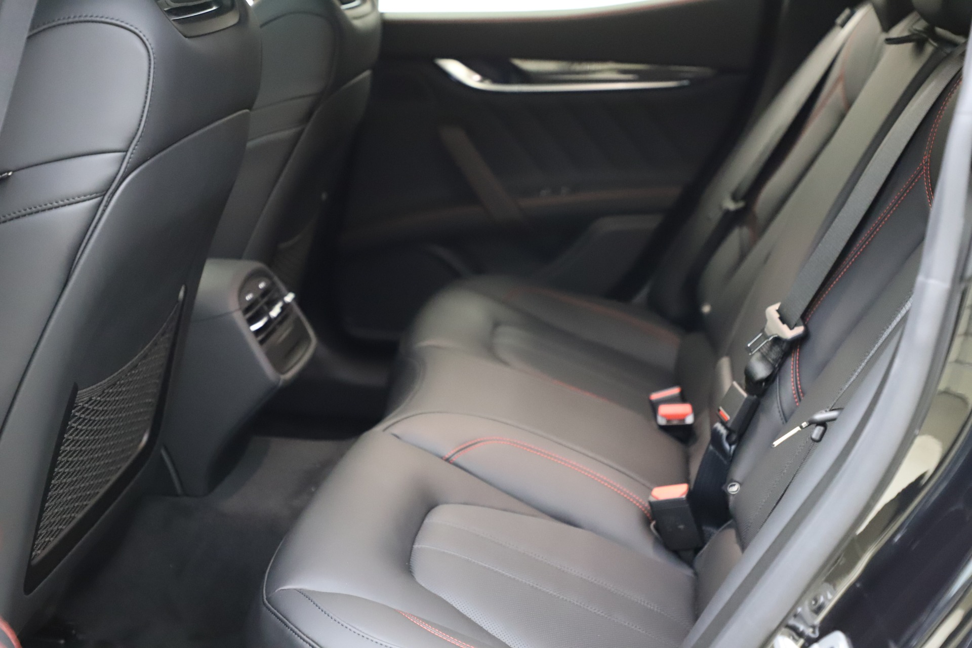 New-2021-Maserati-Ghibli-S-Q4-GranSport