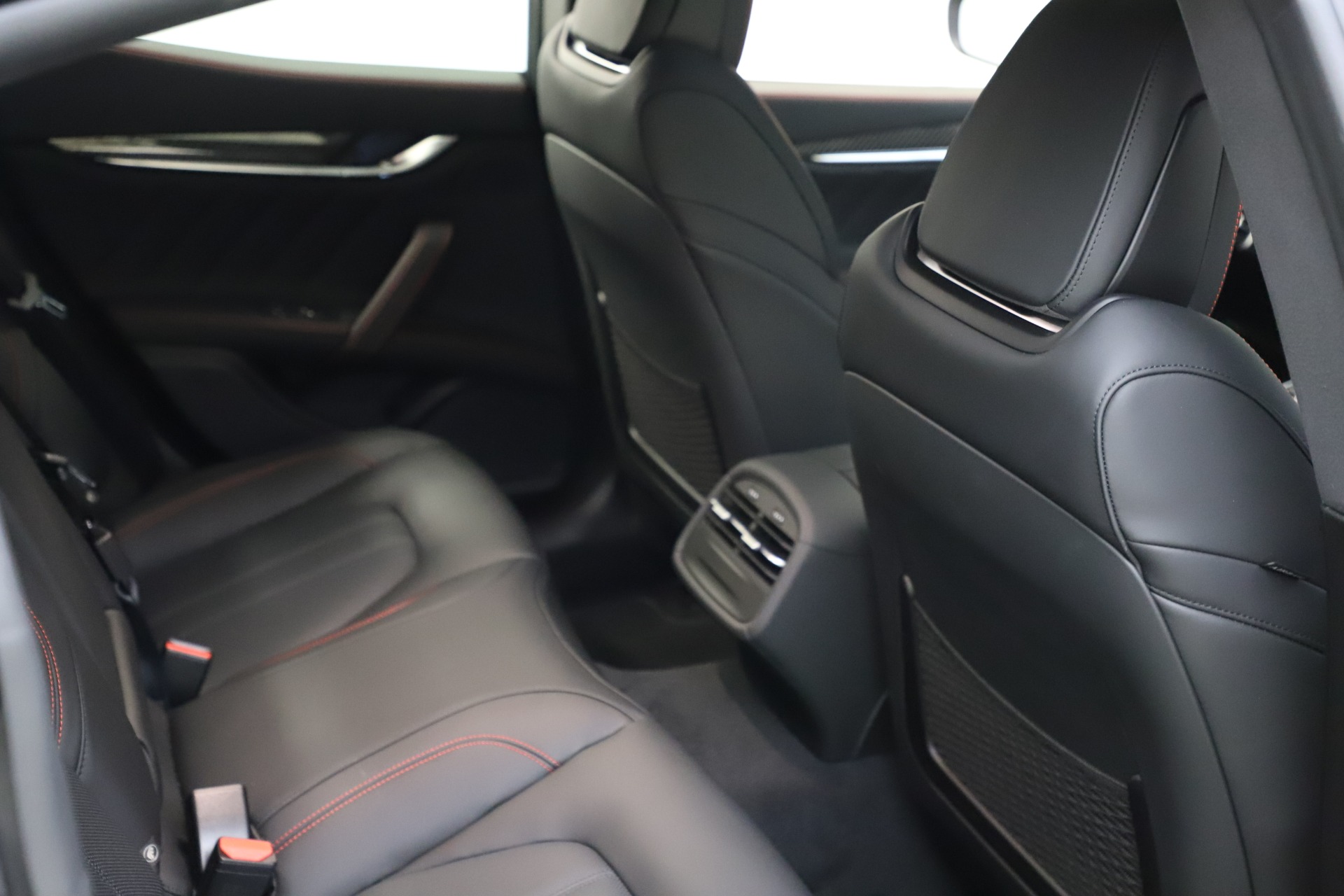 New-2021-Maserati-Ghibli-S-Q4-GranSport