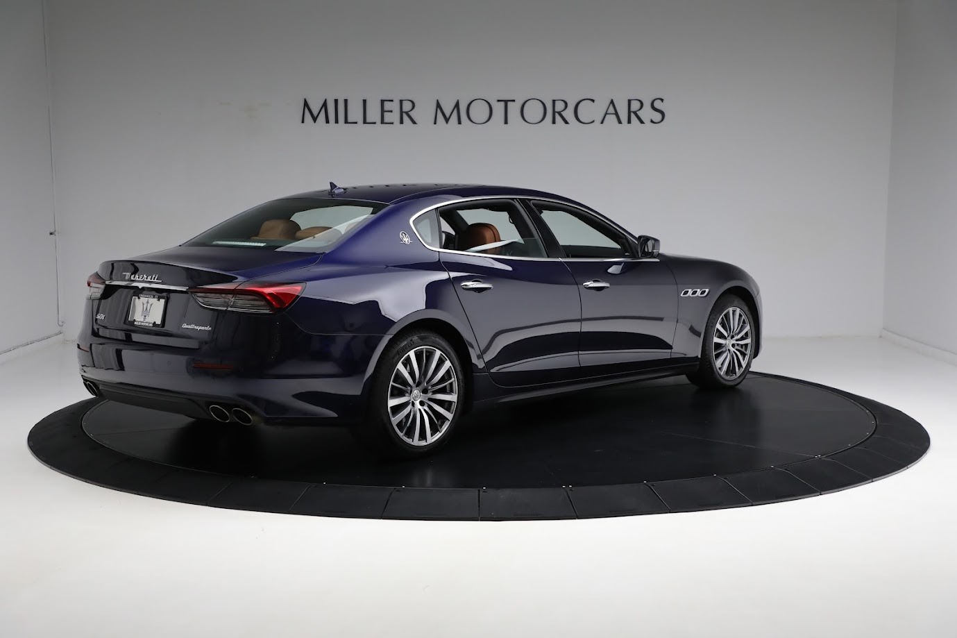 Used-2021-Maserati-Quattroporte-S-Q4