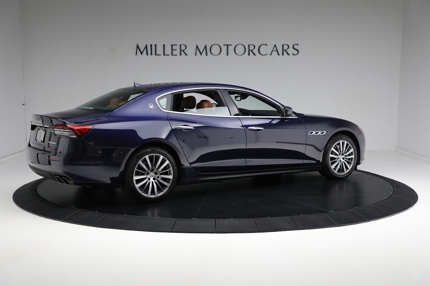 Used-2021-Maserati-Quattroporte-S-Q4