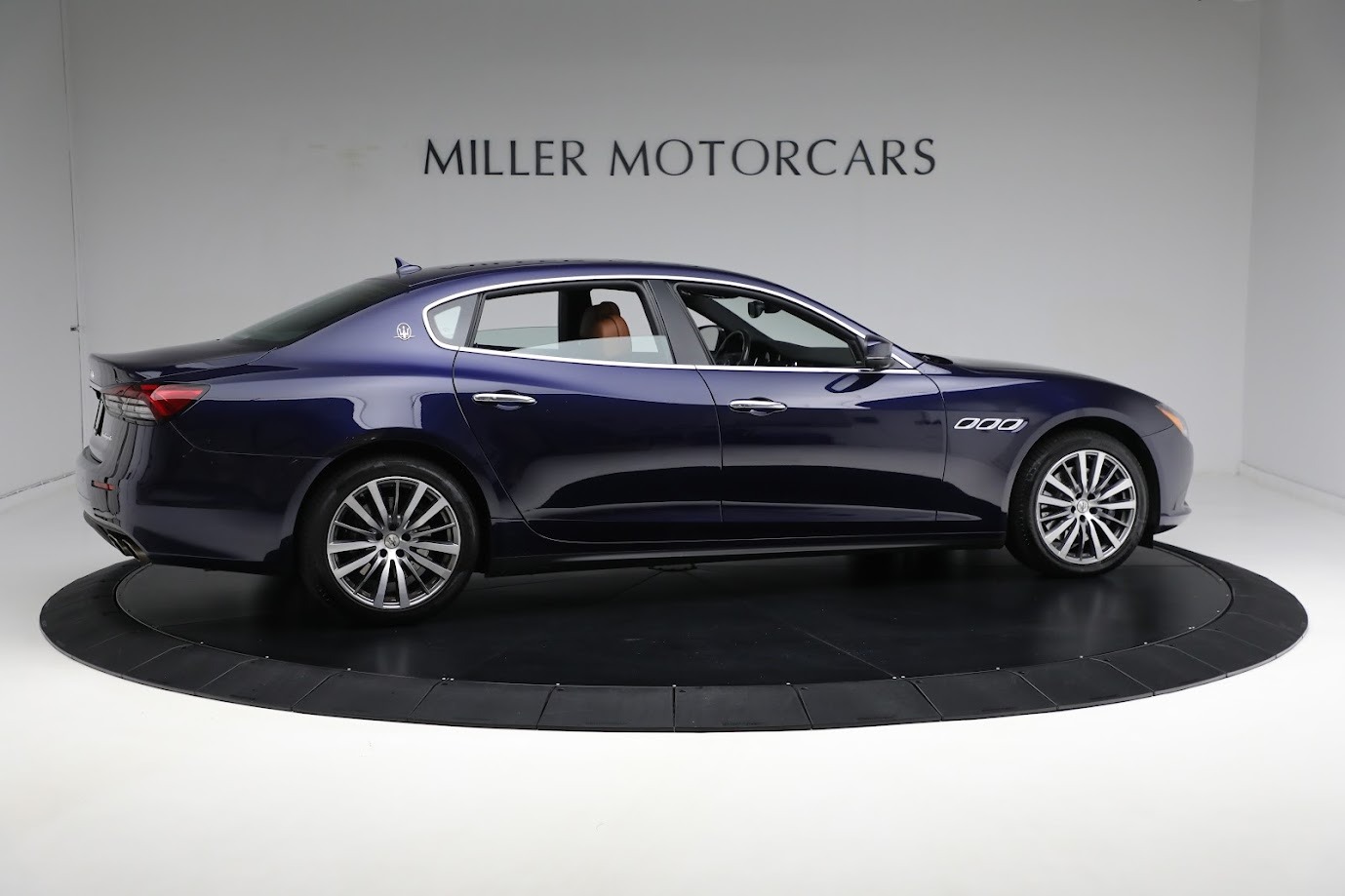 Used-2021-Maserati-Quattroporte-S-Q4