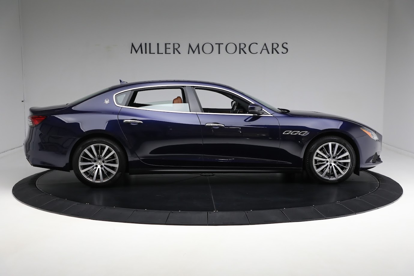 Used-2021-Maserati-Quattroporte-S-Q4