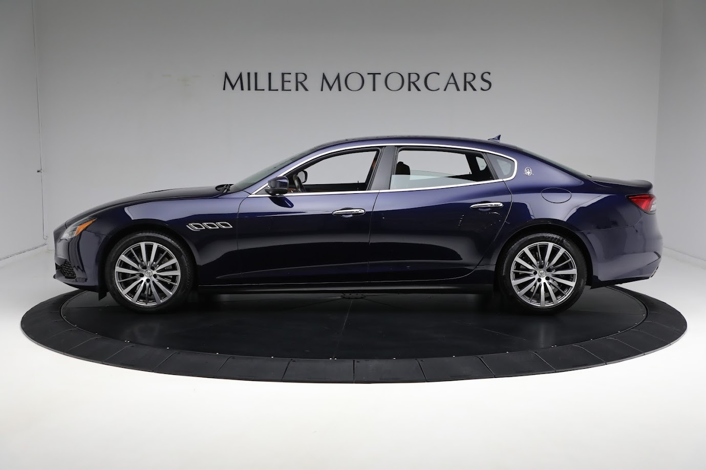 Used-2021-Maserati-Quattroporte-S-Q4