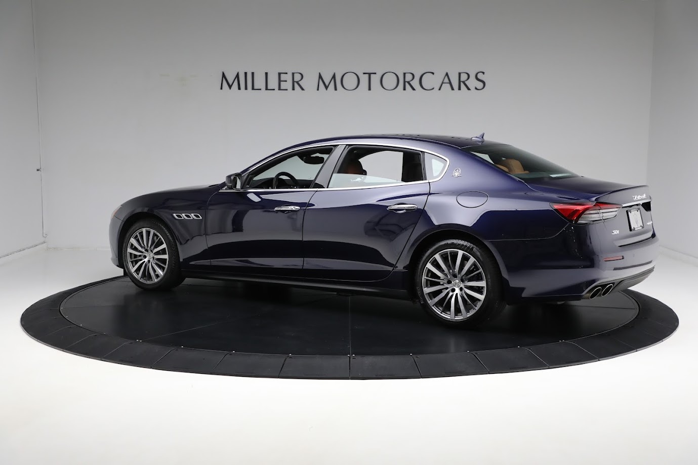 Used-2021-Maserati-Quattroporte-S-Q4