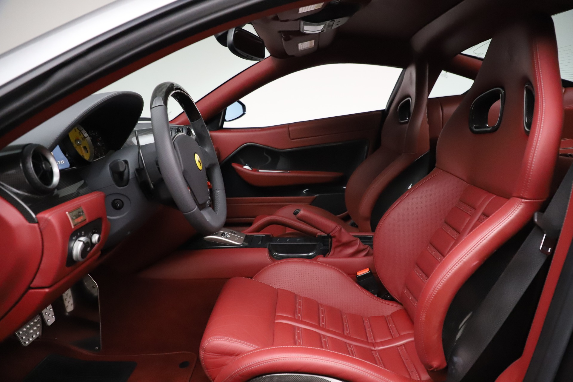 Used-2009-Ferrari-599-GTB-Fiorano