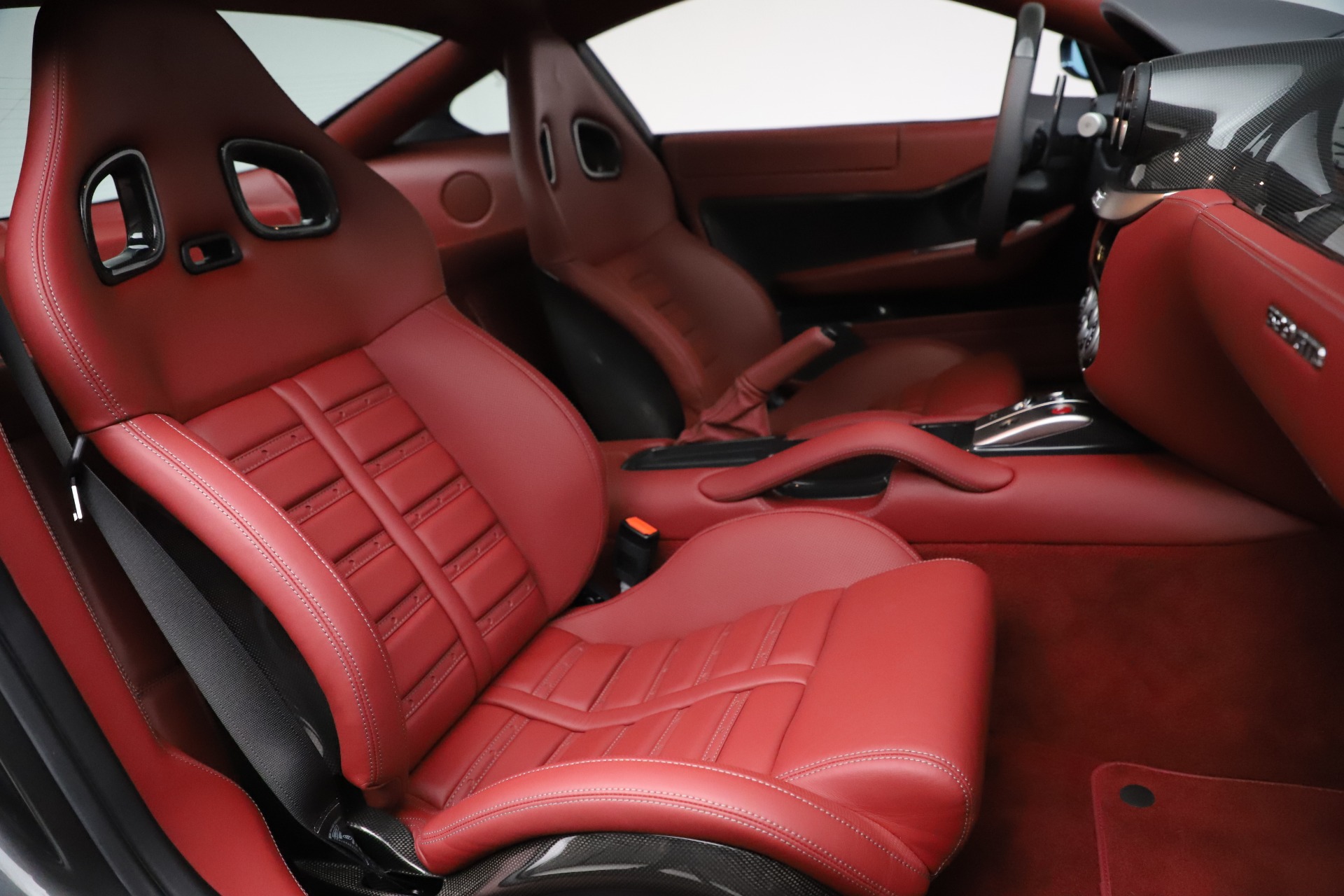 Used-2009-Ferrari-599-GTB-Fiorano