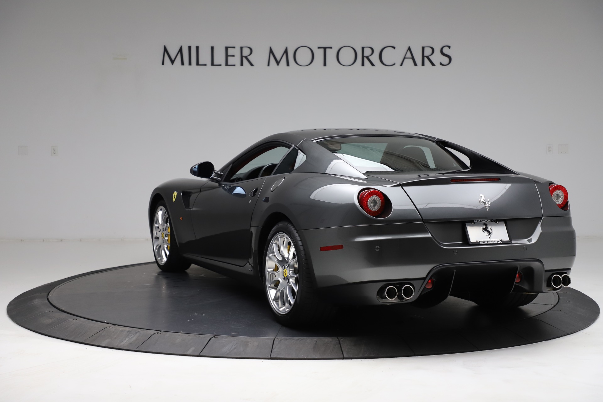 Used-2009-Ferrari-599-GTB-Fiorano