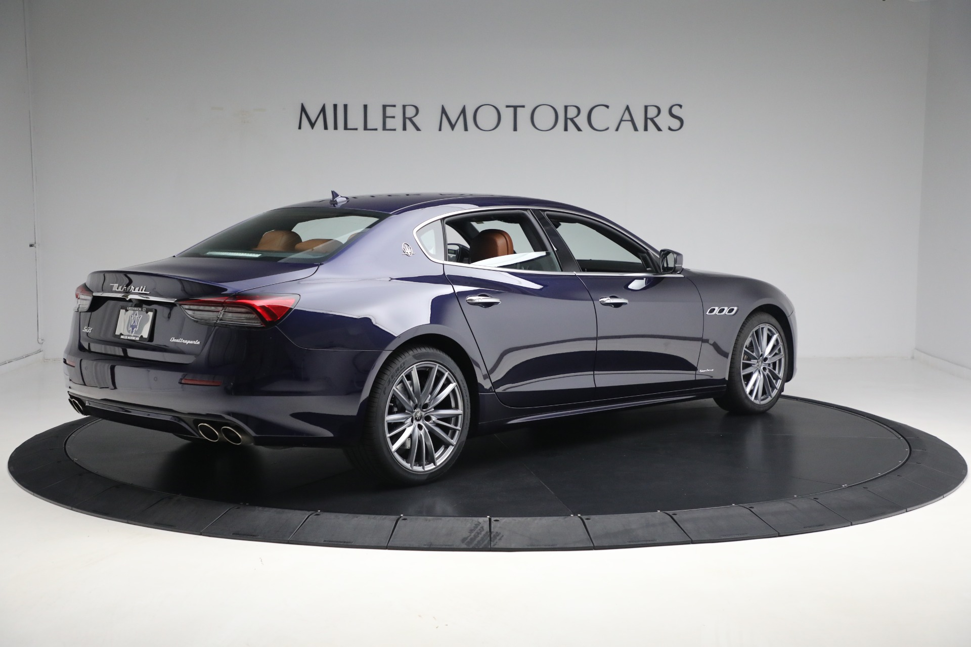 Used-2021-Maserati-Quattroporte-S-Q4-GranLusso