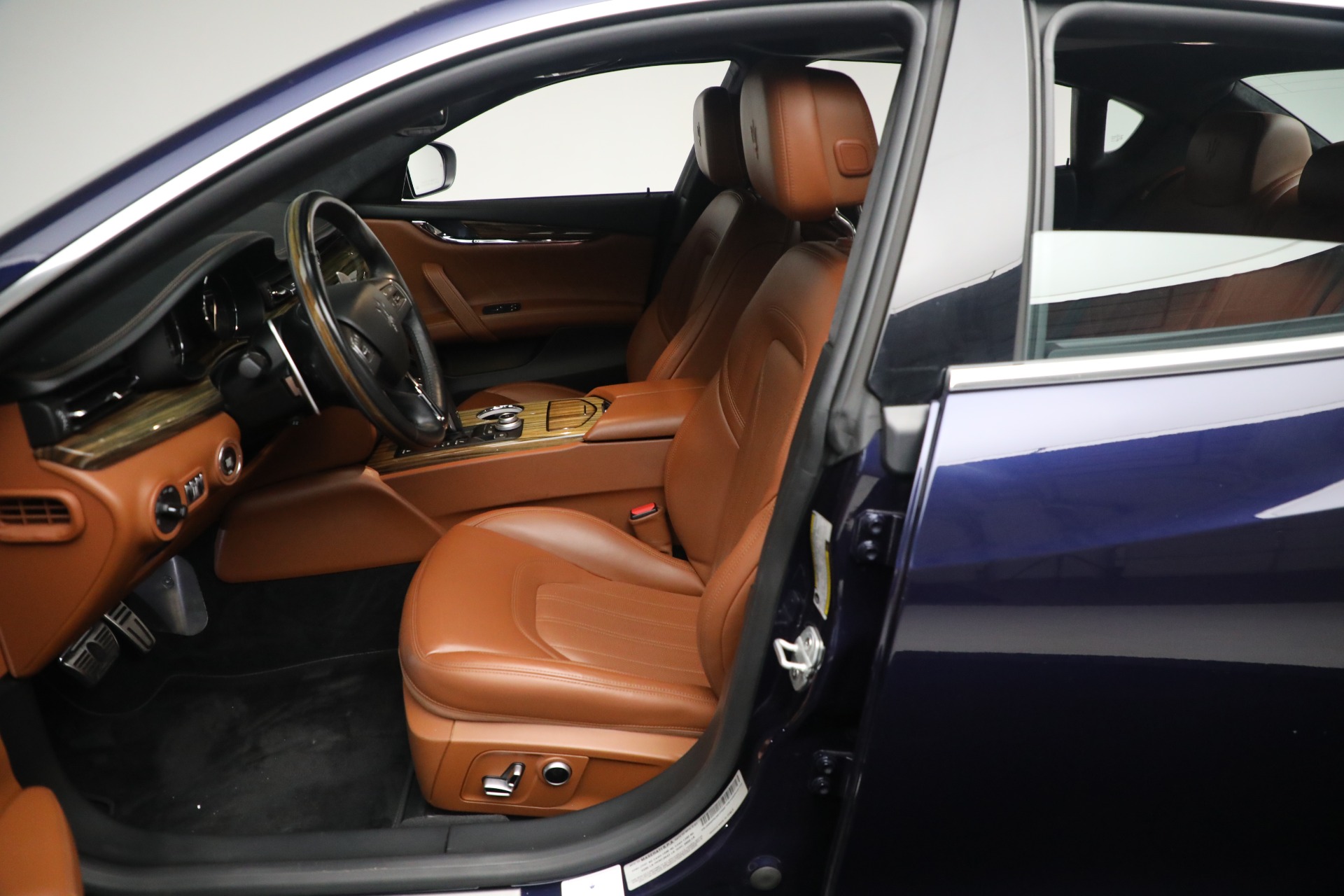 Used-2021-Maserati-Quattroporte-S-Q4-GranLusso