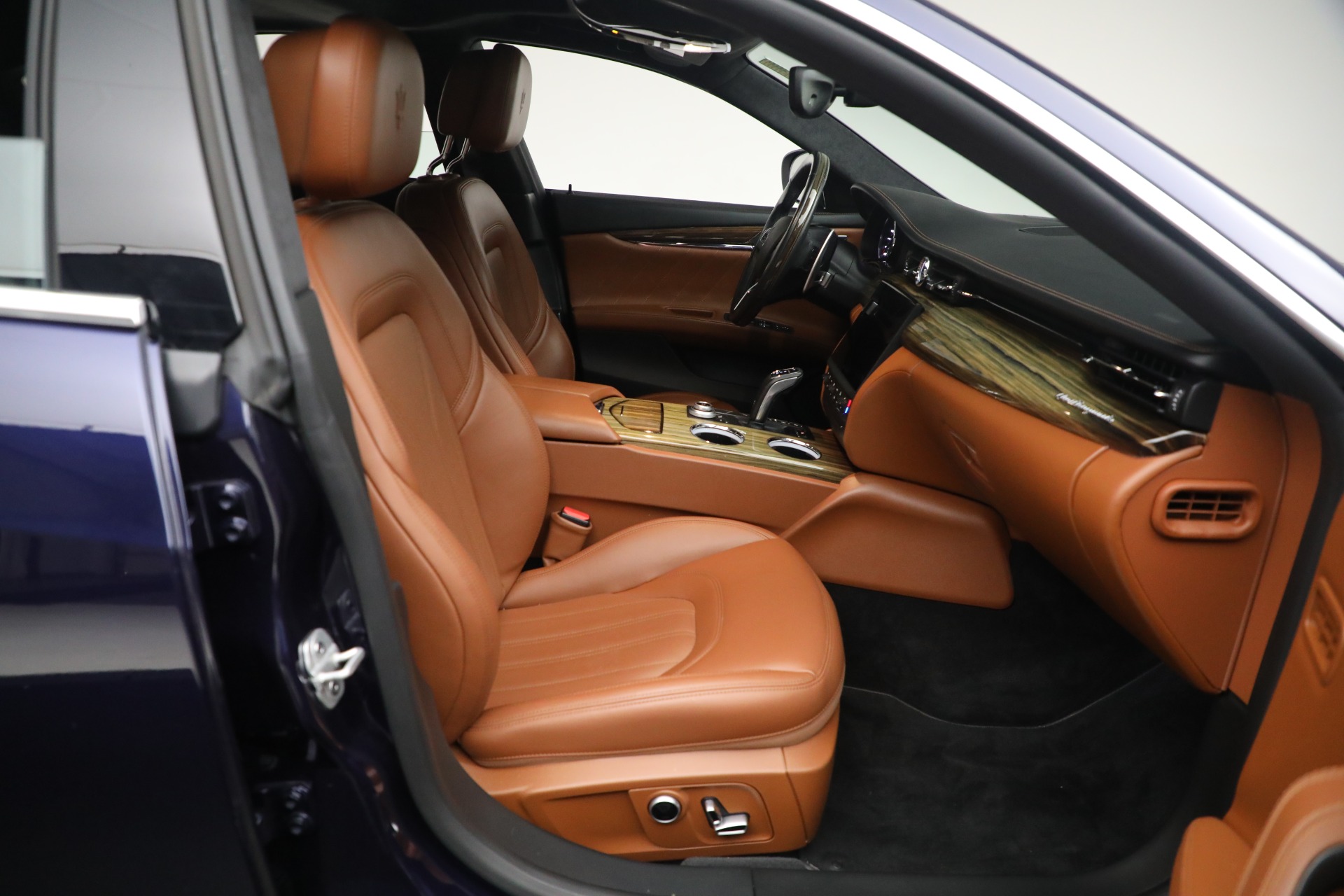 Used-2021-Maserati-Quattroporte-S-Q4-GranLusso