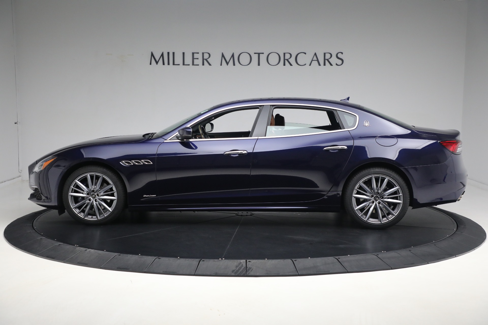 Used-2021-Maserati-Quattroporte-S-Q4-GranLusso