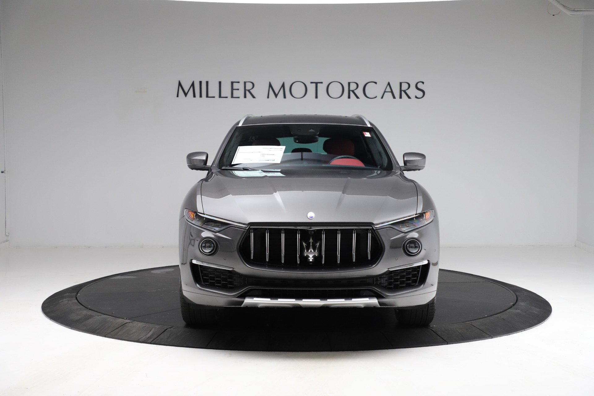 New-2021-Maserati-Levante-S-Q4-GranLusso