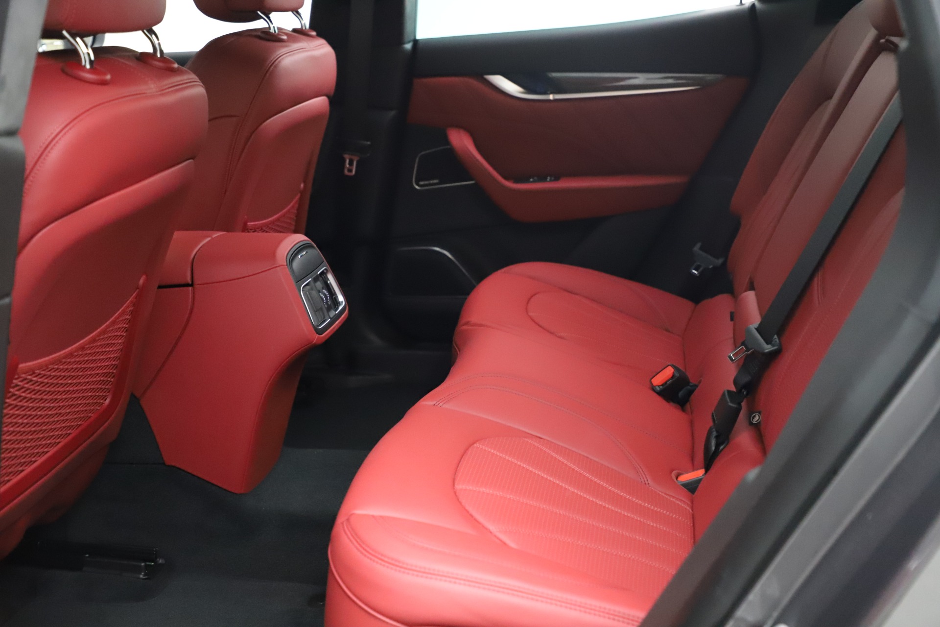 New-2021-Maserati-Levante-S-Q4-GranLusso