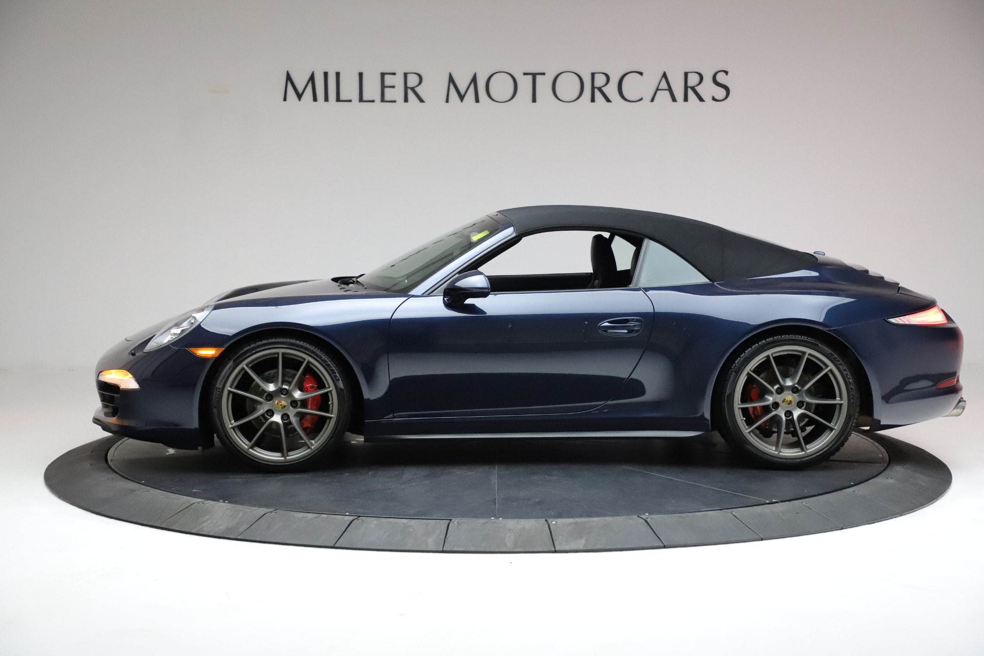 Used-2015-Porsche-911-Carrera-4S