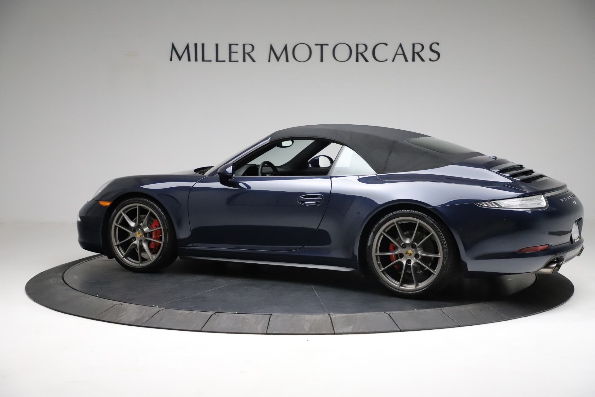 Used-2015-Porsche-911-Carrera-4S