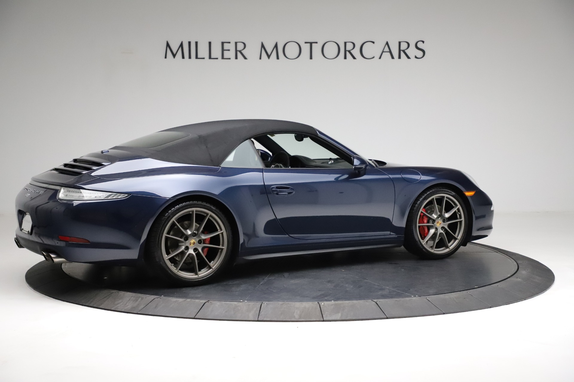 Used-2015-Porsche-911-Carrera-4S
