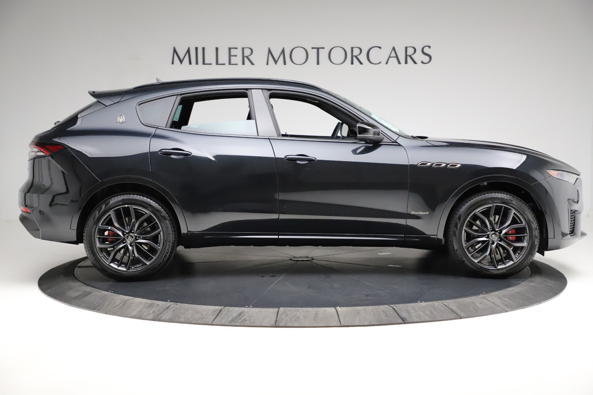 New-2021-Maserati-Levante-Q4-GranSport