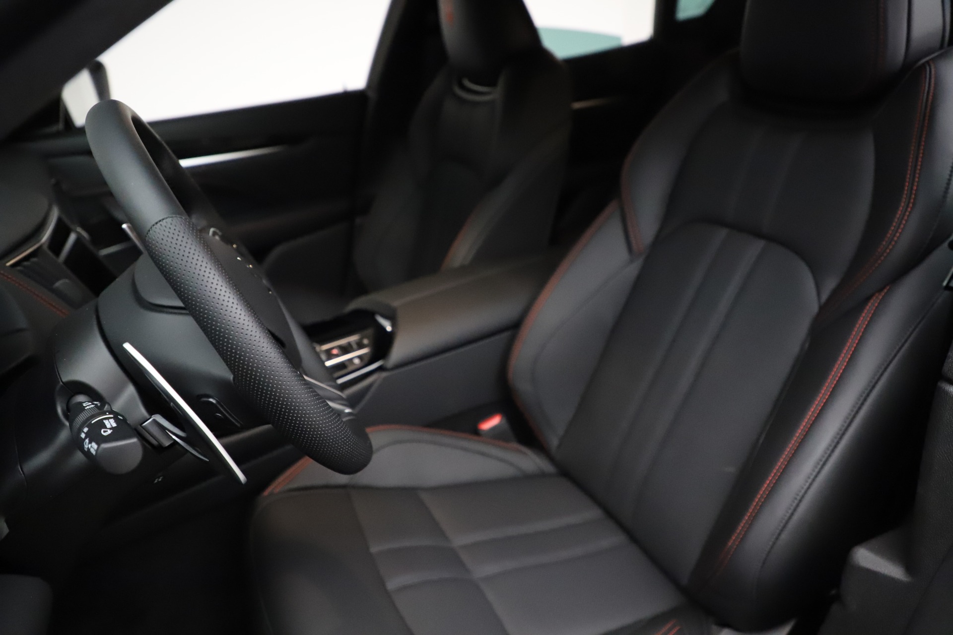 New-2021-Maserati-Levante-Q4-GranSport