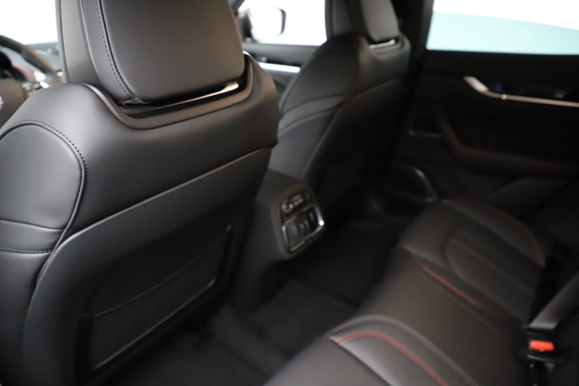 New-2021-Maserati-Levante-Q4-GranSport