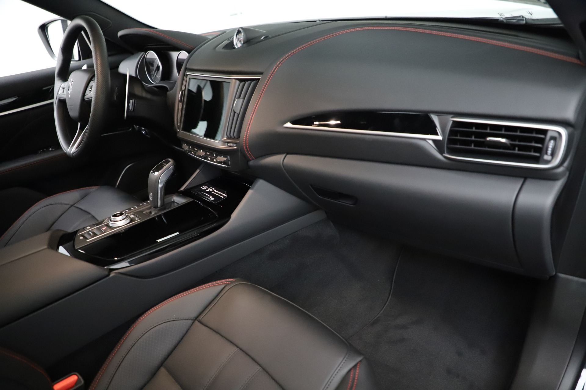 New-2021-Maserati-Levante-Q4-GranSport