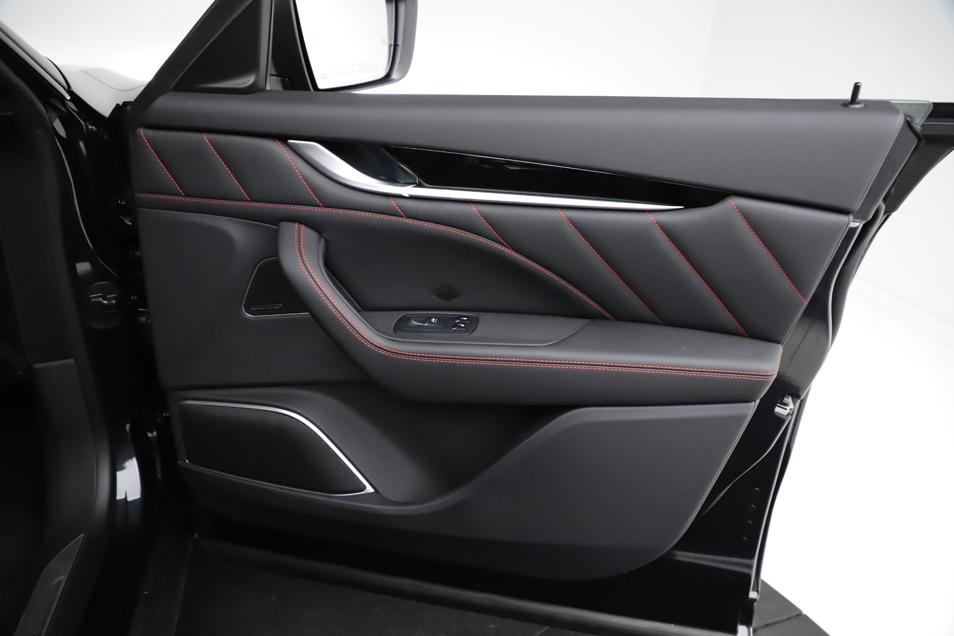 New-2021-Maserati-Levante-Q4-GranSport