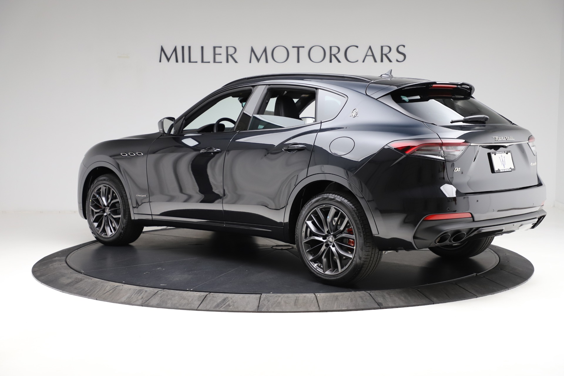 New-2021-Maserati-Levante-Q4-GranSport
