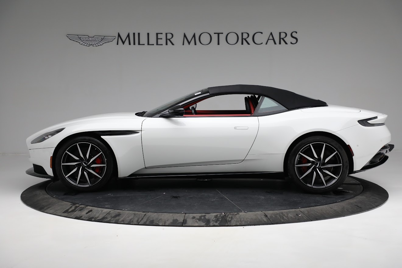 Used-2019-Aston-Martin-DB11-Volante