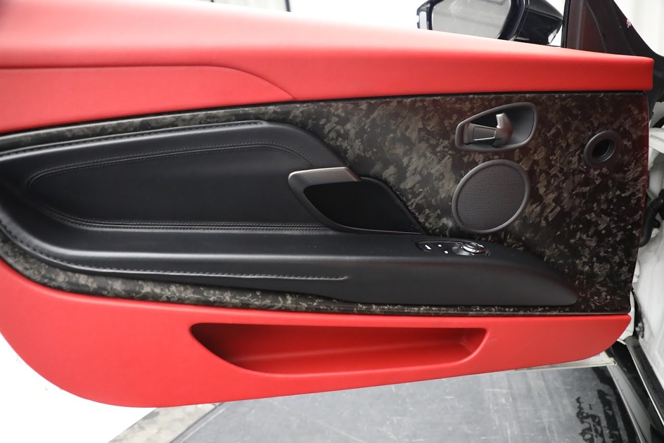 Used-2019-Aston-Martin-DB11-Volante