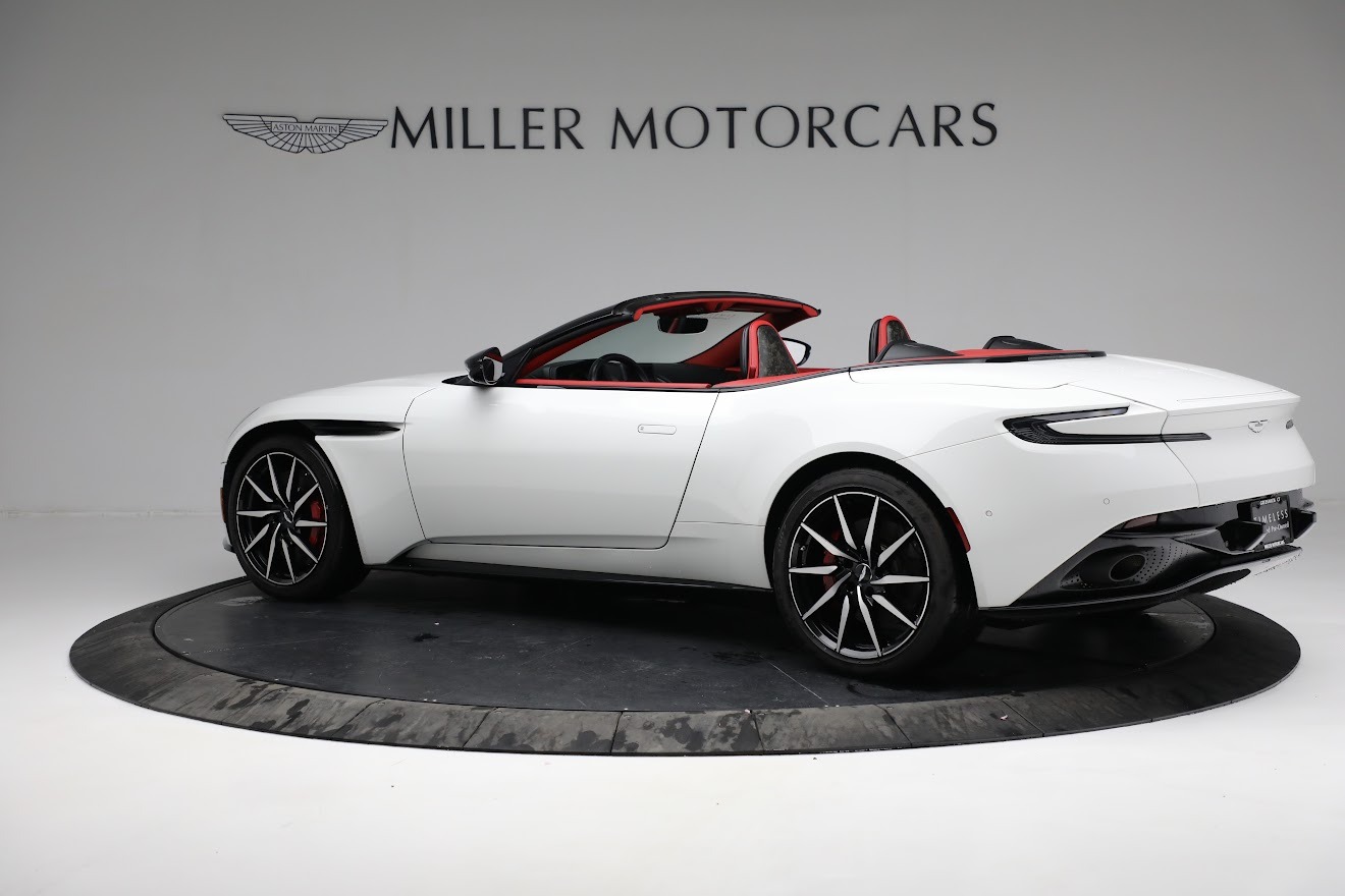 Used-2019-Aston-Martin-DB11-Volante